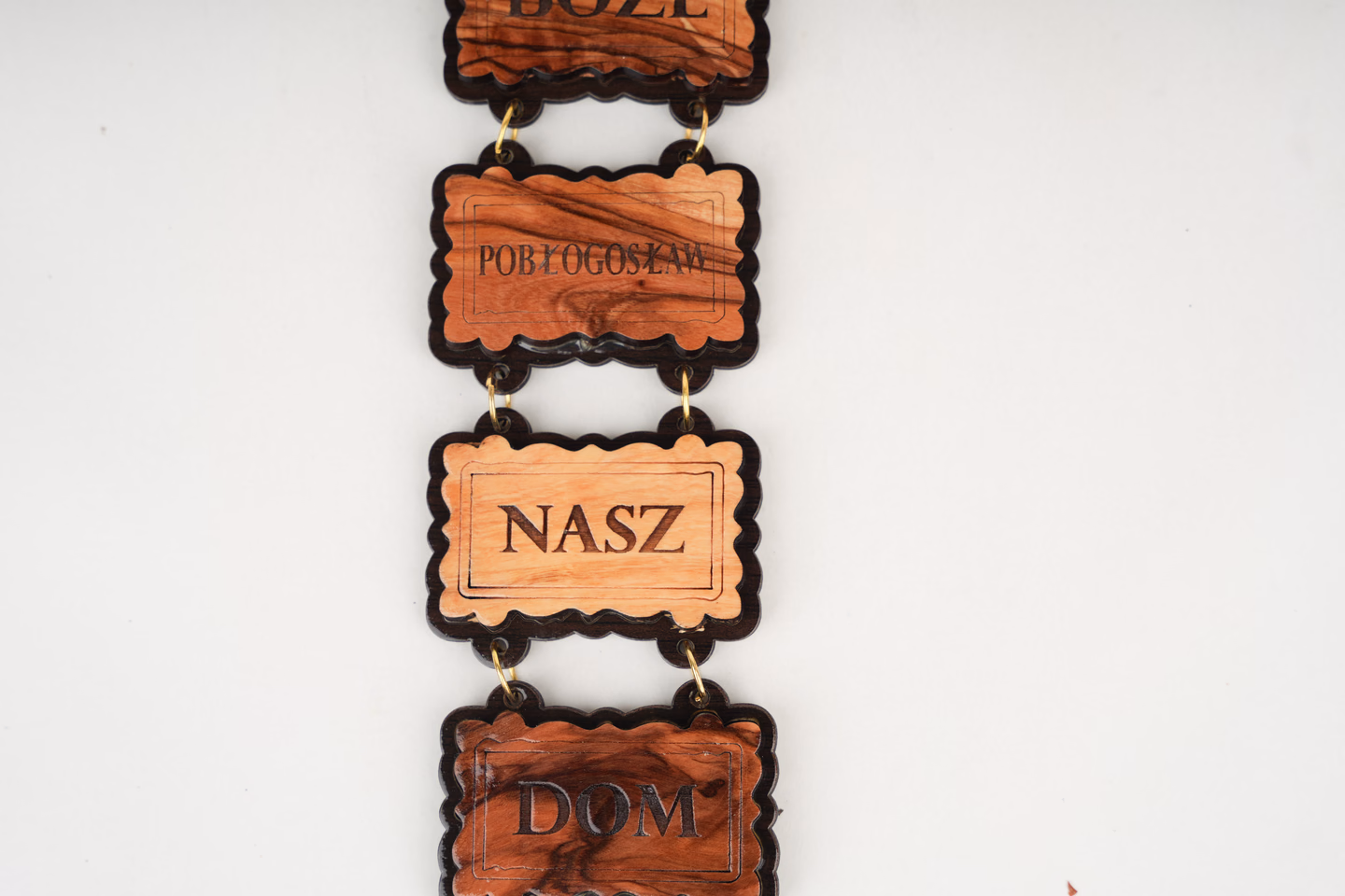 dewocjonalia-drewno-oliwne-olivstore-swiete-relikty-boze-pobogloslaw-nasz-dom-6